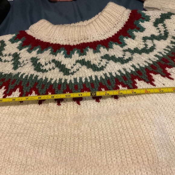 PULLOVER UNISEX FALL , WINTER HANDKNITTED brand new no tags - Picture 4 of 6